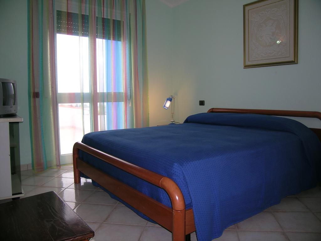 קאלאסטה Villa Acquamarina חדר תמונה